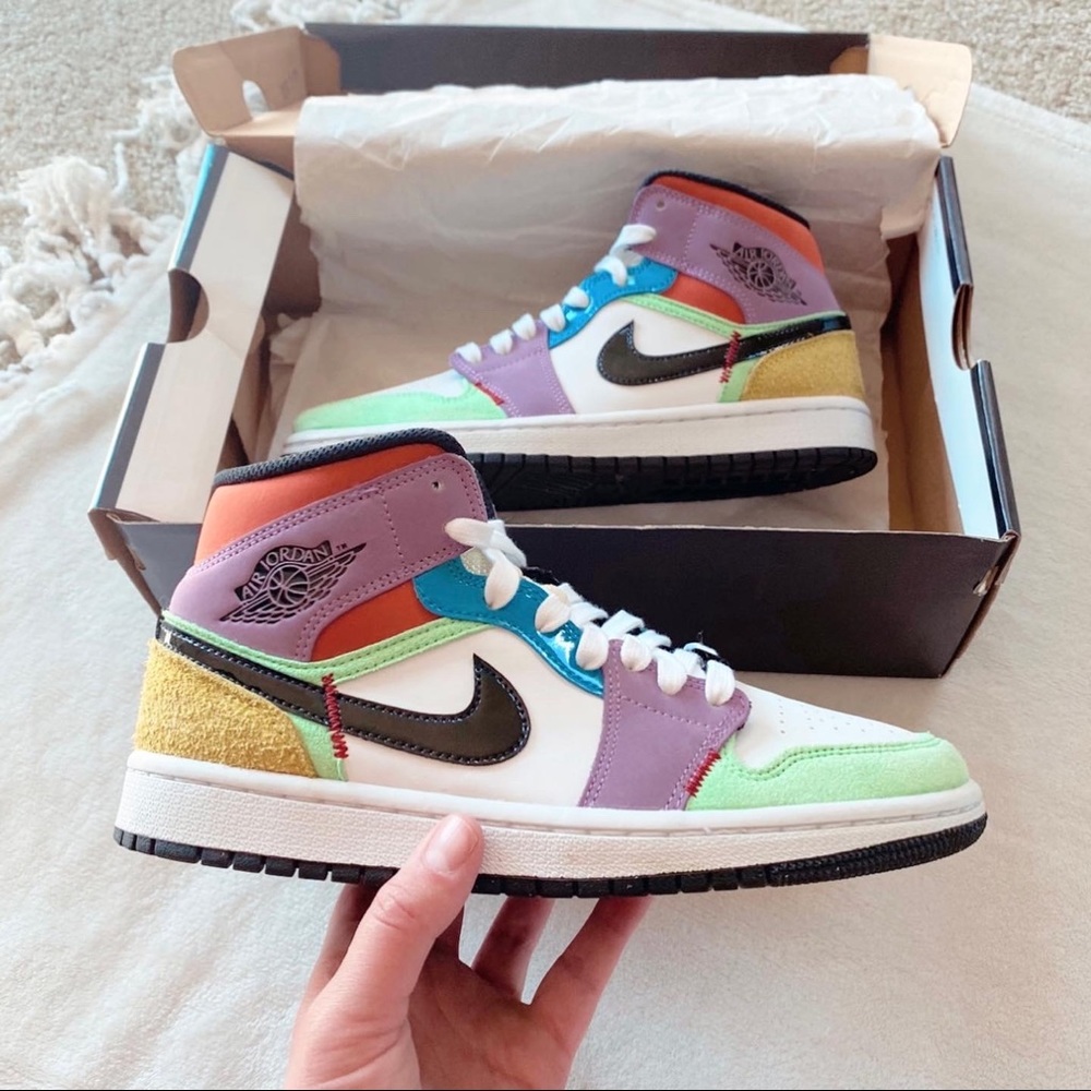 nike air jordan 1 mid